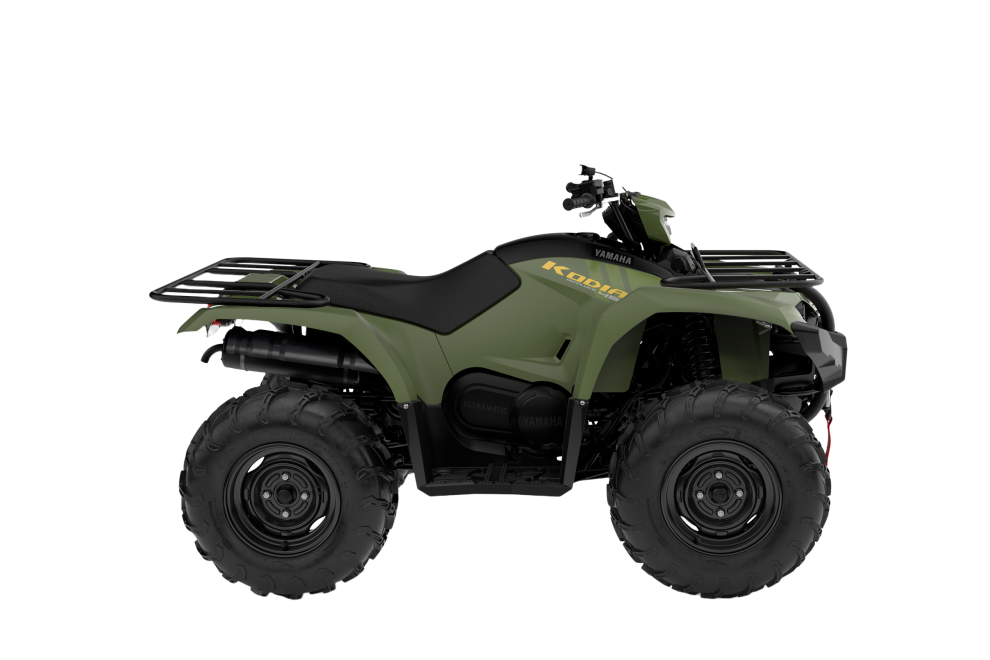 Groene Yamaha Kodiak ATV met bagagerekken en off-road banden,zijaanzicht